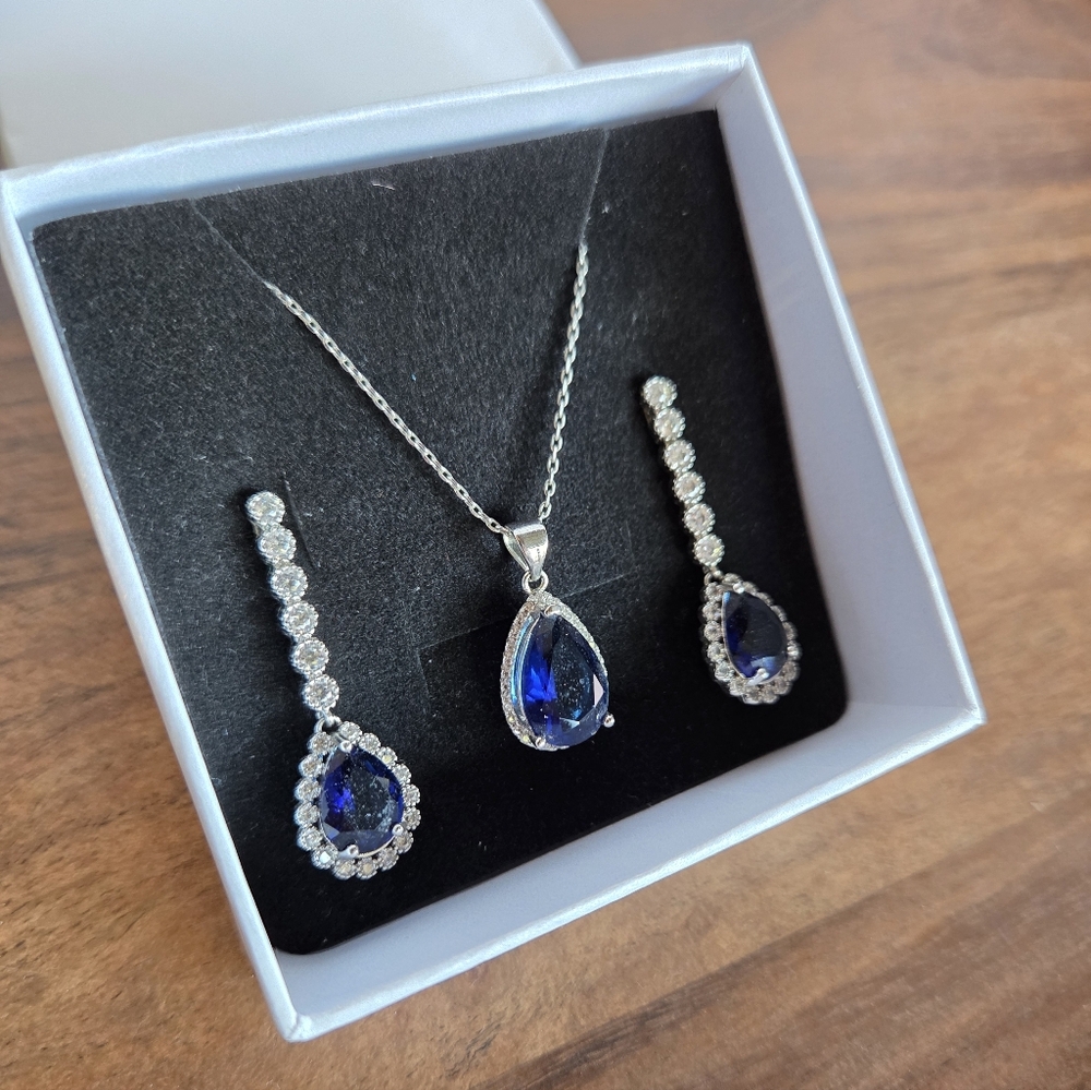 Blue Sapphire Cubic Zirconia Teardrop Earrings & Necklace Bridal Jewelry Set - Picture 3 of 4